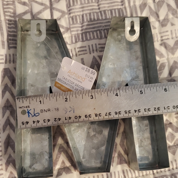 Metal letter M hangable - Picture 3 of 4